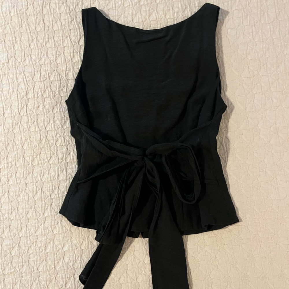 Maeve by Anthropologie Black Sleeveless Tie-Front Top
